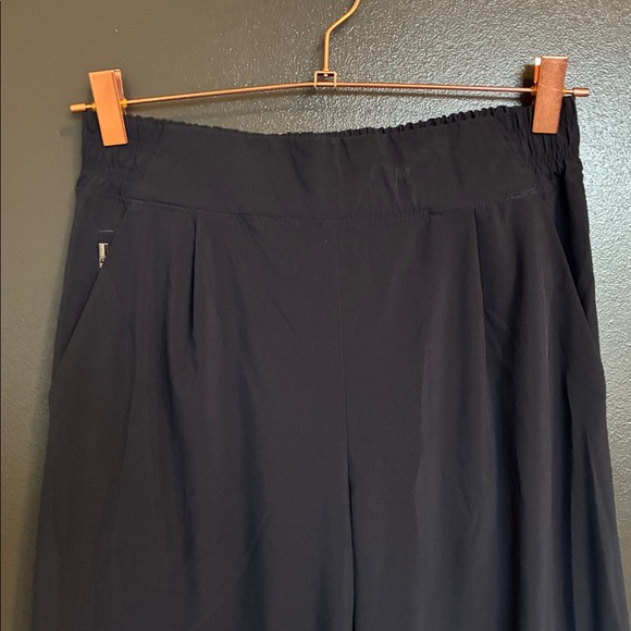 Athleta Brooklyn Navy Wide Leg Cropped Pants Sz 2 - Picture 3 of 6